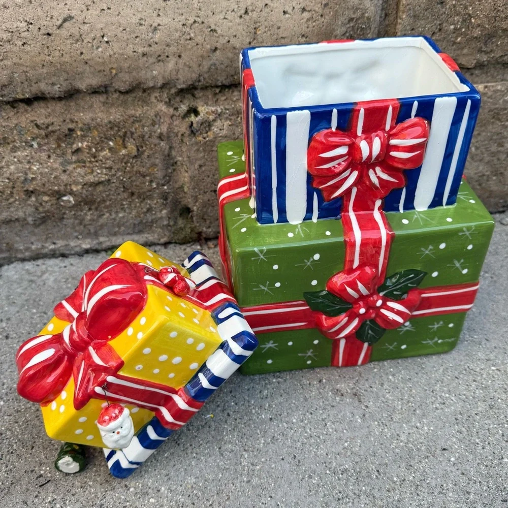 Vintage Whimsical Ceramic Tower of Presents 12” Christmas Cookie Jar w/ornaments